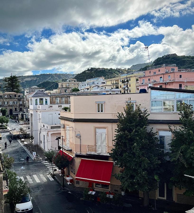 La Piazza Beb Bed & Breakfast Tropea Exterior photo