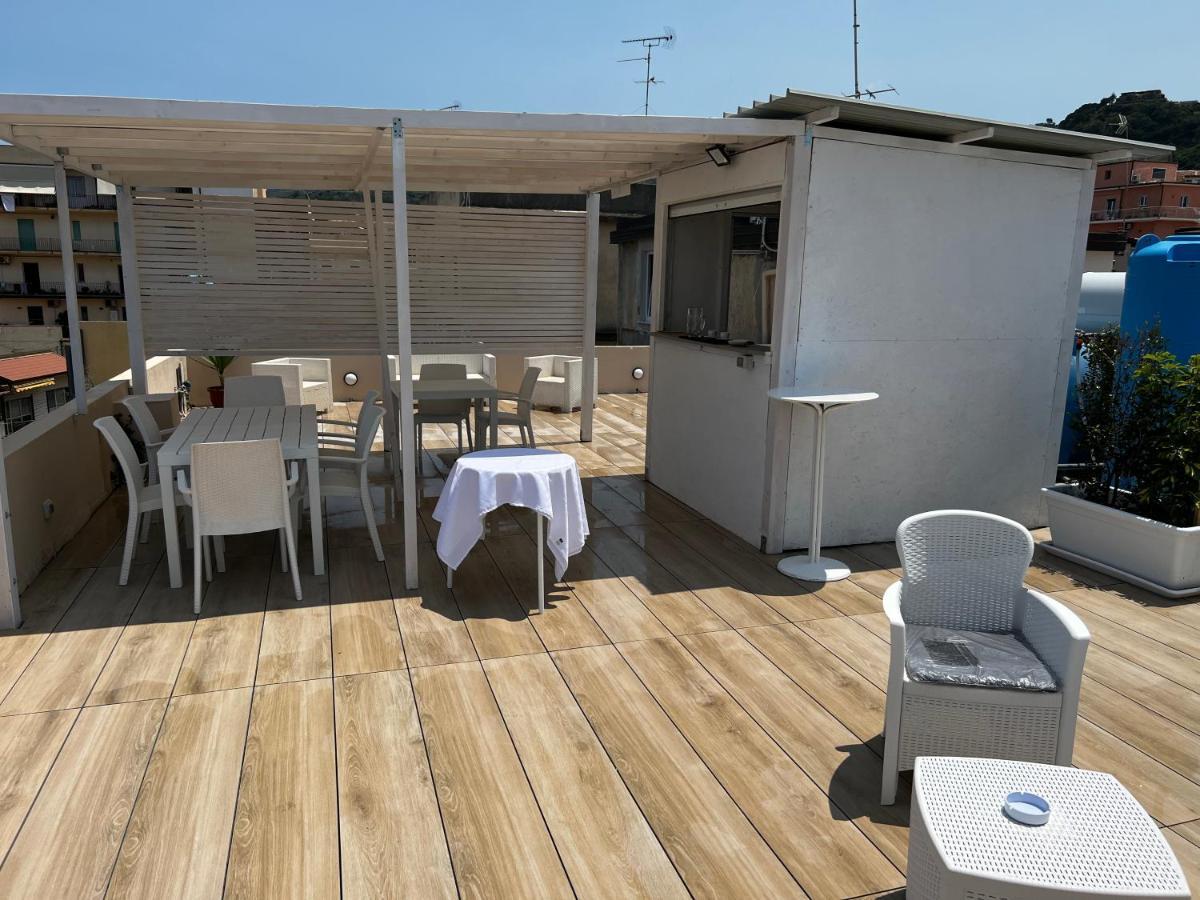 La Piazza Beb Bed & Breakfast Tropea Exterior photo